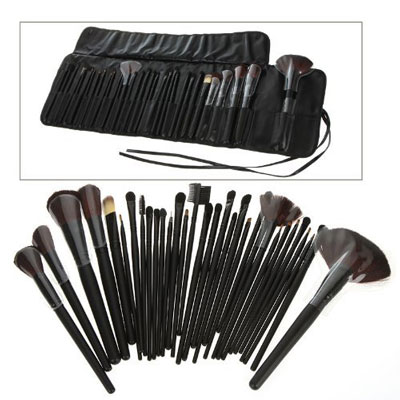 5. Dragonpad 32 PCS Makeup Brush Set Black Carry Pouch